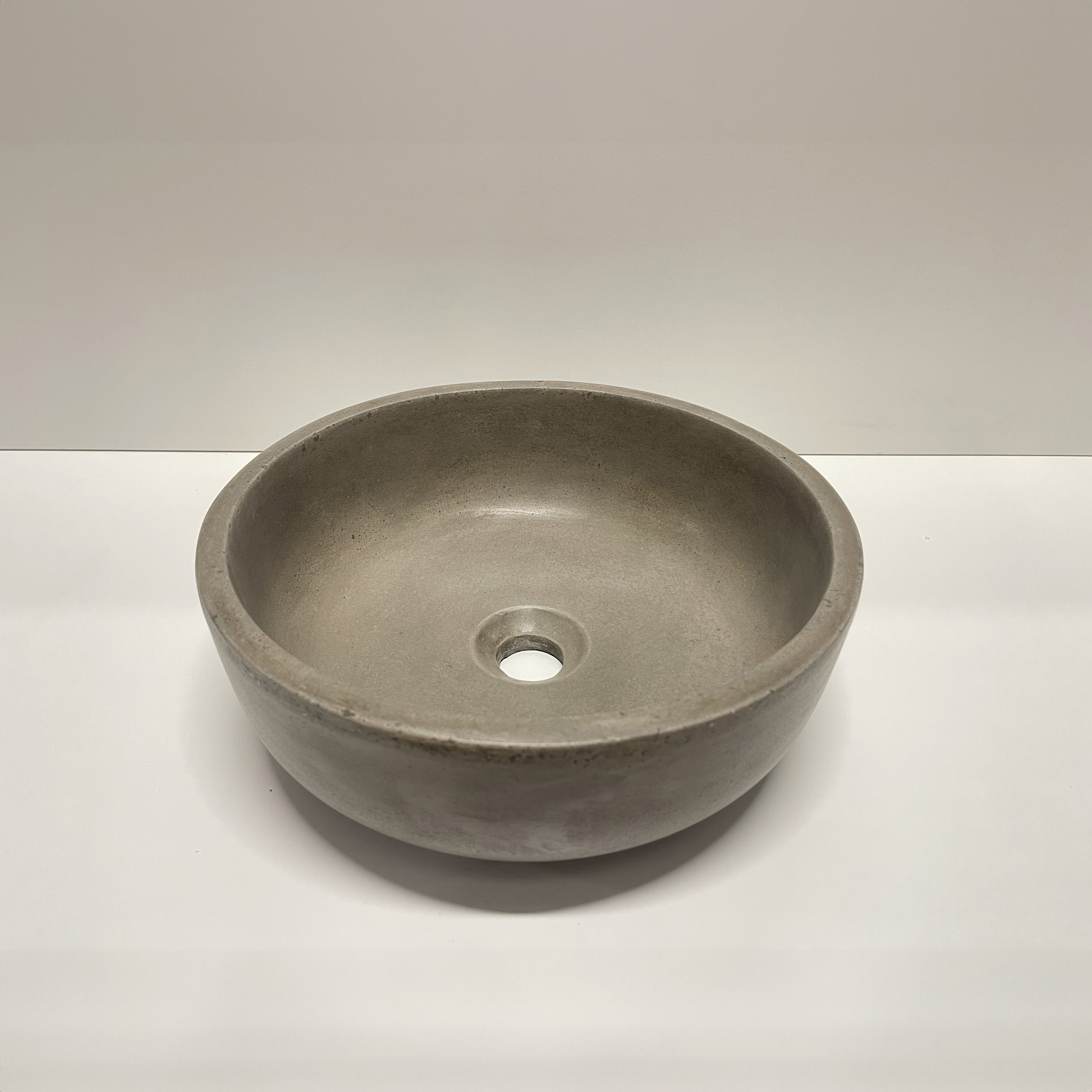 Spring Hill Designs Elios Circular Above Counter Concrete Basin Charcoal